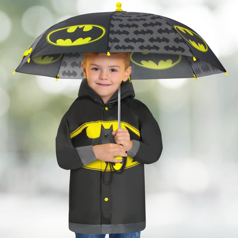DC Comics Little Kids Umbrella and Lightweight Rain Slicker Set for Boys, Black Batman, Age 4-5 - Image 2